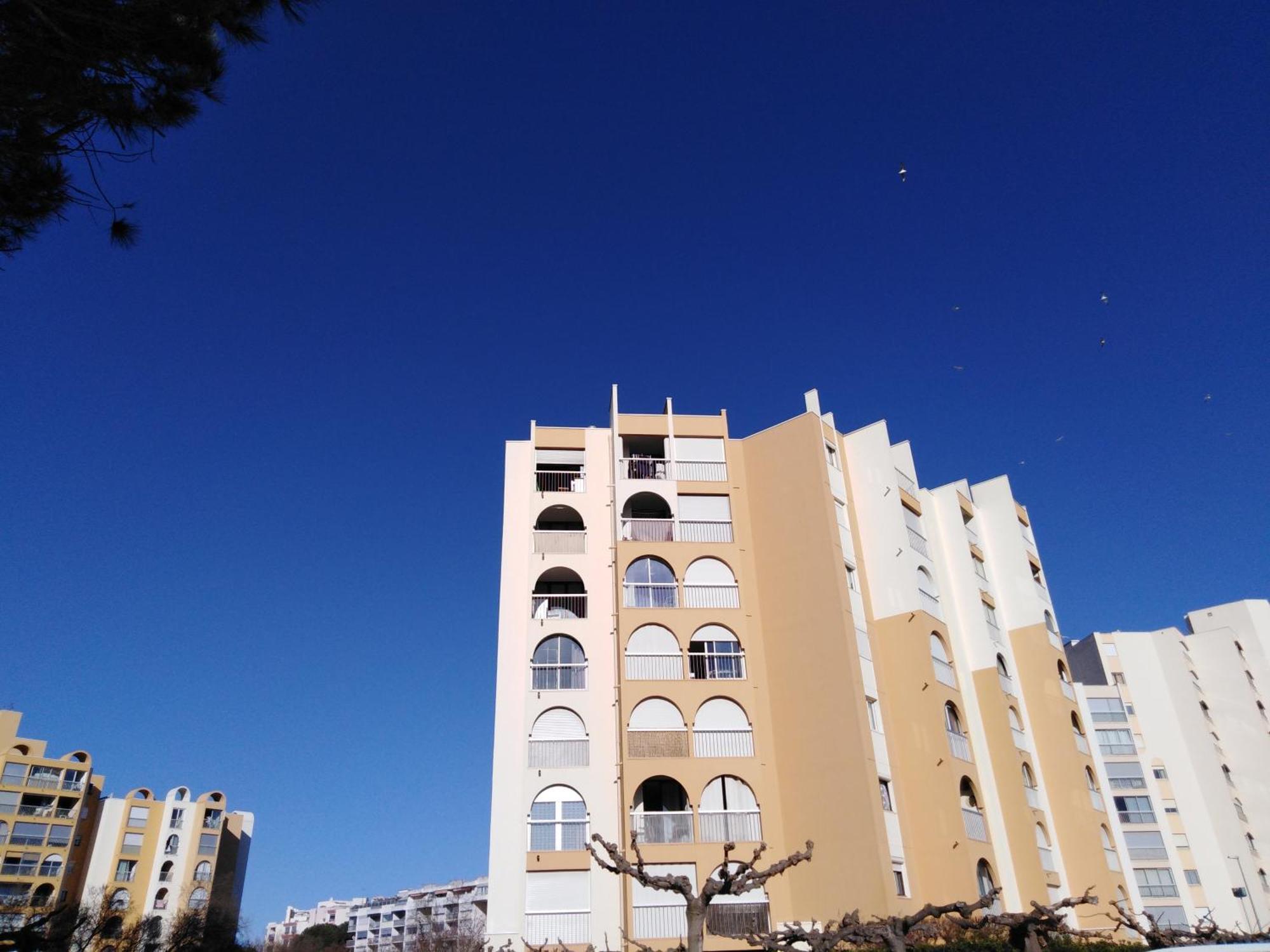 Jolis Studios Vue Sur Mer Port, Etangs Et Canaux Residence Rivercity كارنو بلاج المظهر الخارجي الصورة