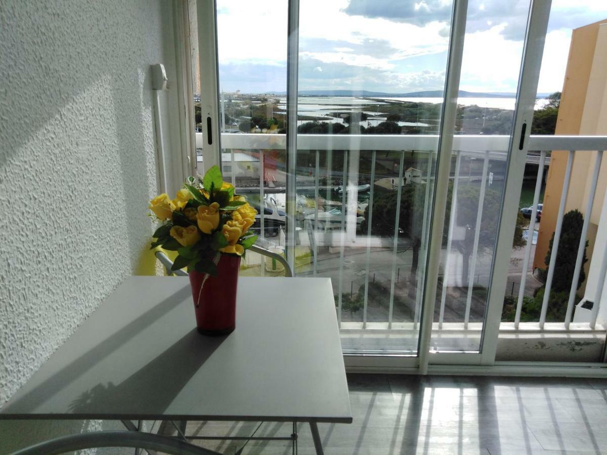 Jolis Studios Vue Sur Mer Port, Etangs Et Canaux Residence Rivercity كارنو بلاج المظهر الخارجي الصورة