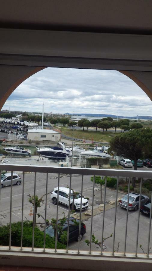 Jolis Studios Vue Sur Mer Port, Etangs Et Canaux Residence Rivercity كارنو بلاج المظهر الخارجي الصورة