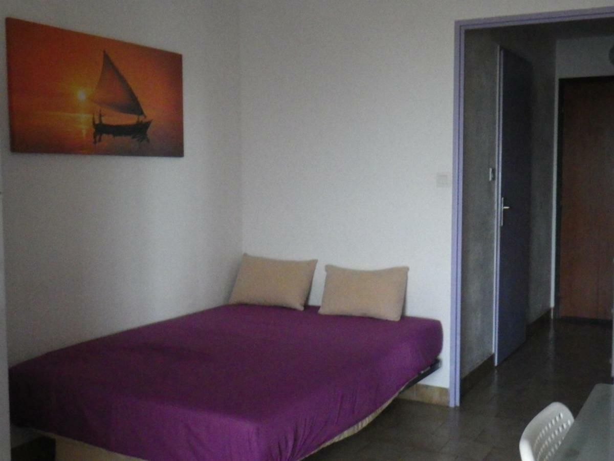 Jolis Studios Vue Sur Mer Port, Etangs Et Canaux Residence Rivercity كارنو بلاج المظهر الخارجي الصورة