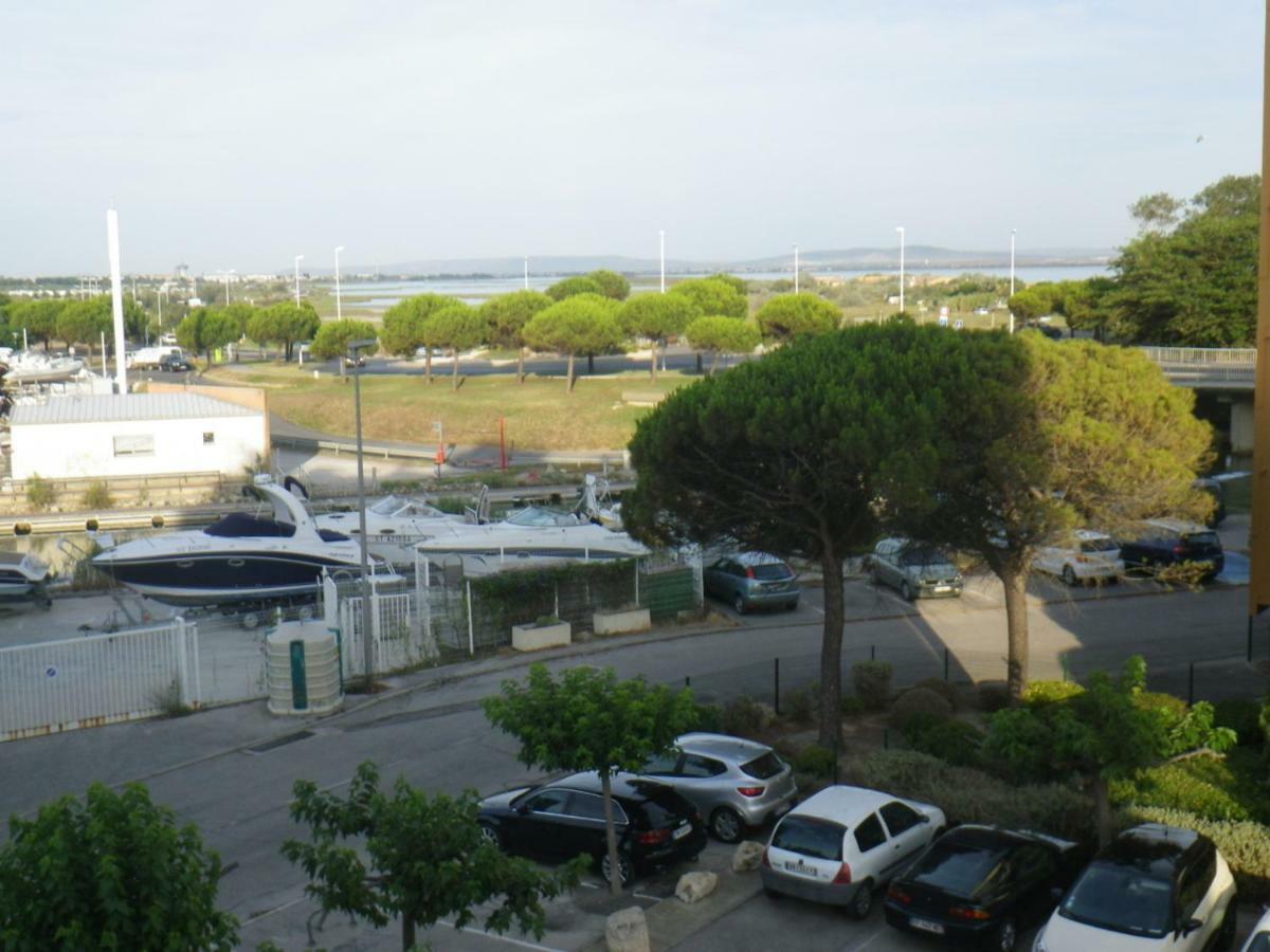 Jolis Studios Vue Sur Mer Port, Etangs Et Canaux Residence Rivercity كارنو بلاج المظهر الخارجي الصورة